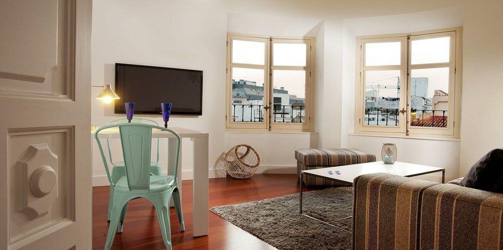 شقة Urbanliving Liborio مالقة المظهر الخارجي الصورة